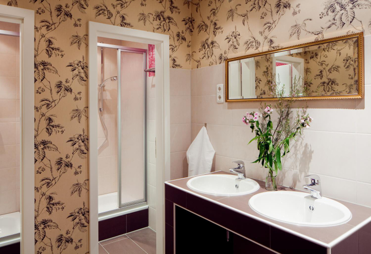 Bathroom 4, Hostel die Wohngemeinschaft, Köln
