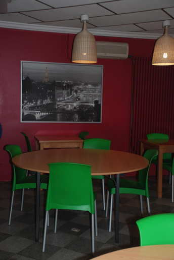 Food & Drinks 5, Residence de La Tour, Hauts-de-Seine