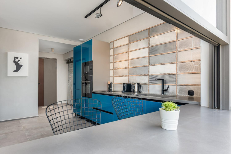 Others 5, Onira Suite Dreams, Crete