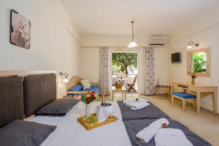Bedroom 3, Toxo Hotel, Crete