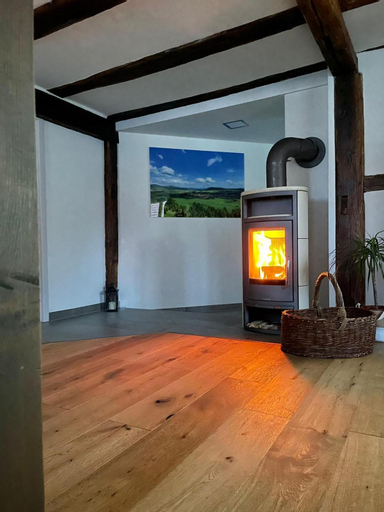 Ferienwohnung Zur Rhon Tischlerei, Wartburgkreis
