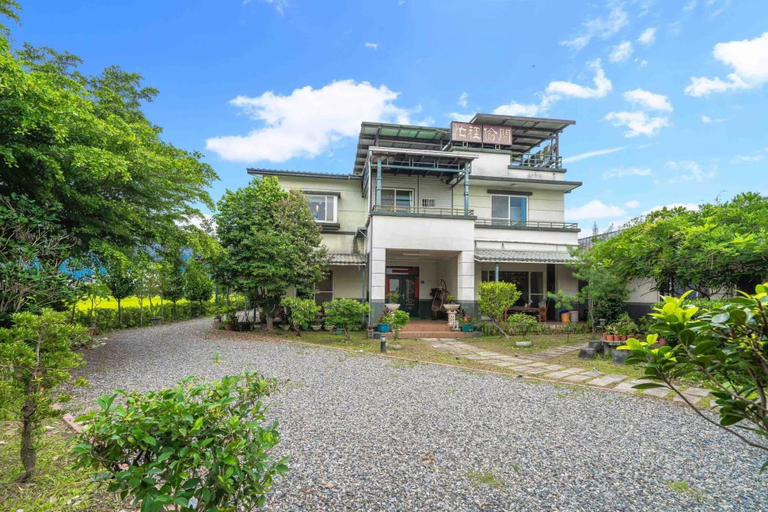 Exterior & Views 2, Leisure Bed and Breakfast, Yilan