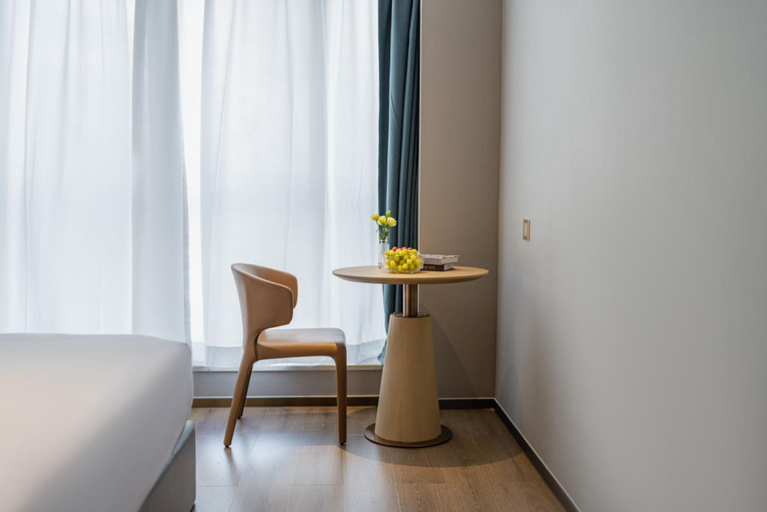 Bedroom 13
