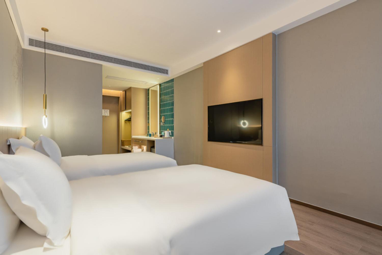 Bedroom 12
