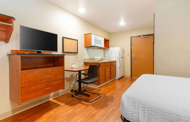 Bedroom 4, Extended Stay America Select Suites - Kansas City - Stadium, Kansas City