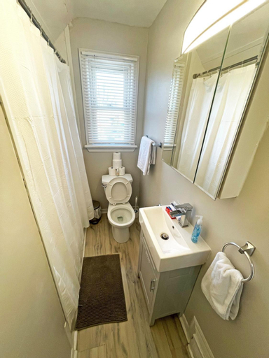 Bedroom 4, Hamilton Chic Retreat - Comfy Beds - Garden - Pool, Hamilton