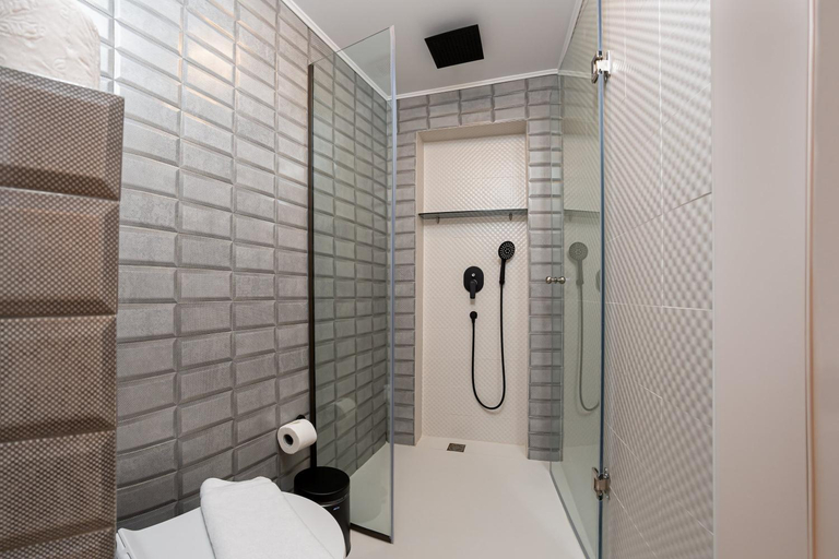 Bathroom 4, Onira Suite Dreams, Crete