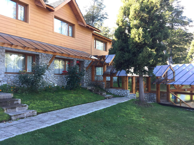 Exterior 8