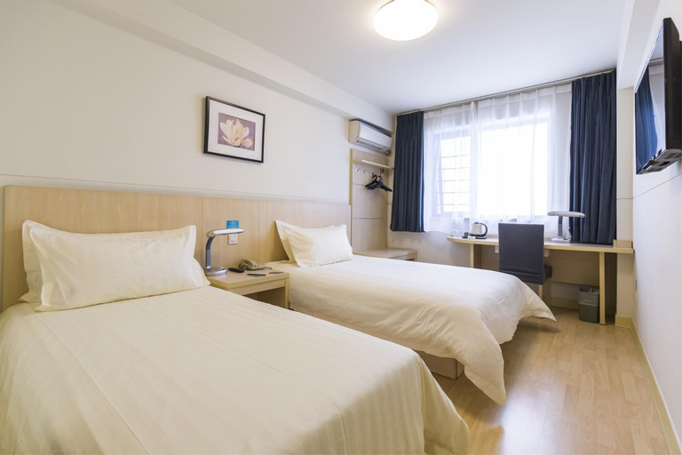 Bedroom 3, Jinjiang Inn Shenzhen Huanggang Port Huangcheng Sq, Shenzhen