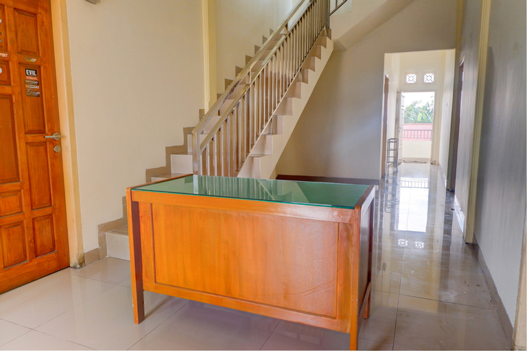 Public Area 5, OYO Life 92637 Kost Arya Exclusive, Jambi