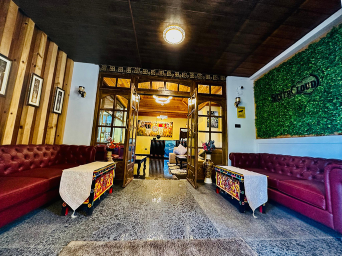 Public Area 3, Silver Cloud Hotel, Lamgong