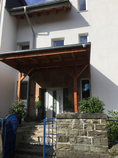 Exterior 15