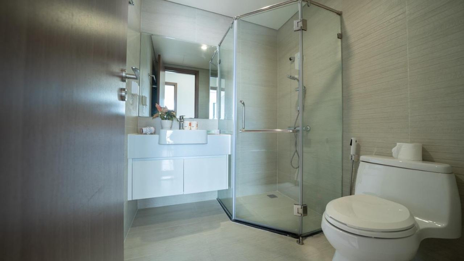 Bathroom 3, BOM HOMES- VINHOMES SKYLAKE- SERVICE APARTMENt, Từ Liêm