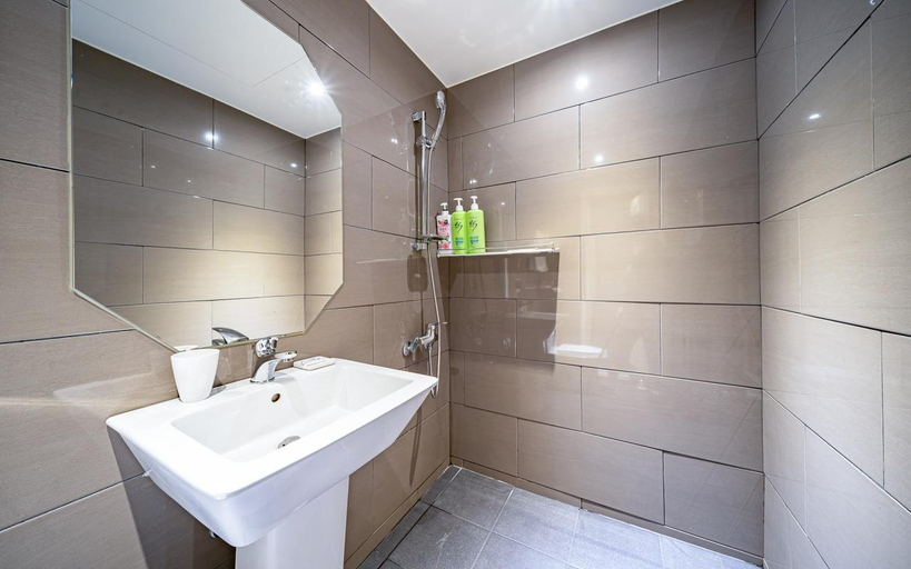 Bathroom 5, Busan Haeundae Hotel A, Haeundae