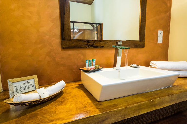 Bathroom 5, Yasmin Hill Longevity Oasis – Former Galavilla Boutique Hotel & Spa, Pathahewaheta