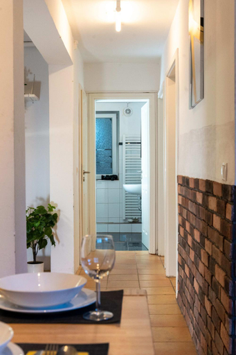 Others 2, Spacious Apartment in urban location, Hamburg