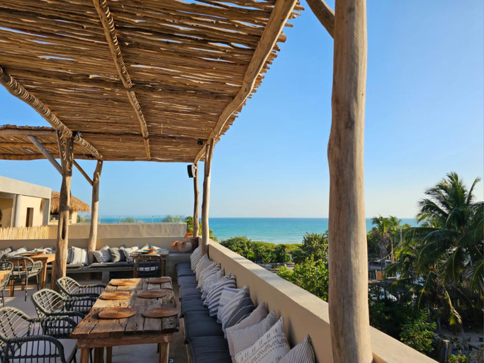 Food & Drinks 5, DOS MARES Pool Club Boutique Hotel, Tizimín