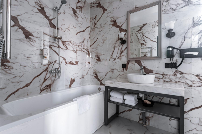 Bathroom 4, Ayvazovsky Hotel, Odes'ka