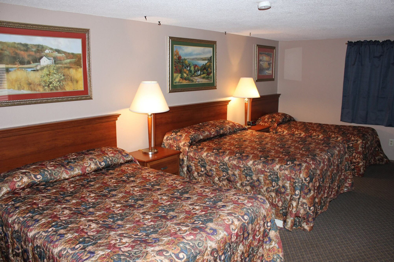 Others 3, The Village Motel, Hardin