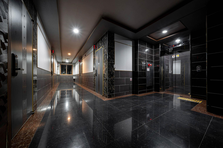 Others 5, A1 Hotel, Muan