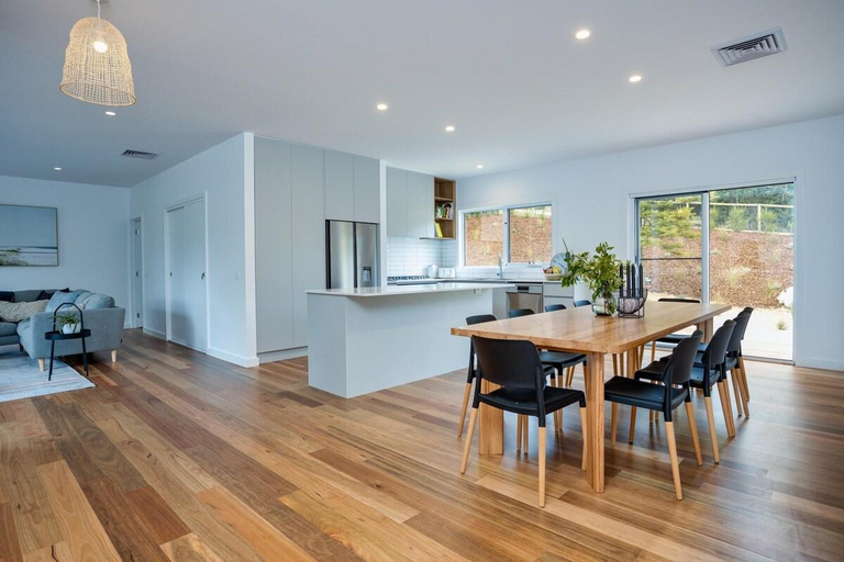 Others 4, Molly's Beach House, Blairgowrie, Melbourne
