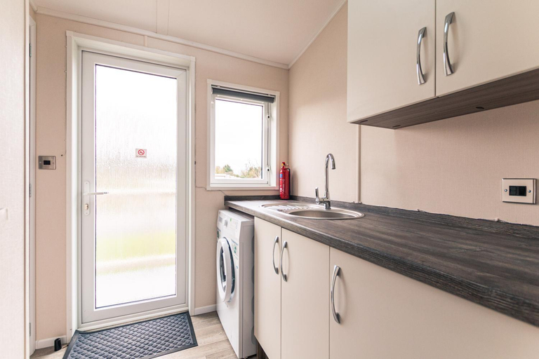 Others 5, Garden View Lodge with Hot Tub, East Riding of Yorkshire
