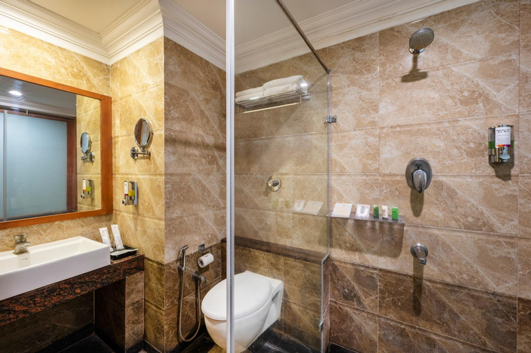 Bathroom 4