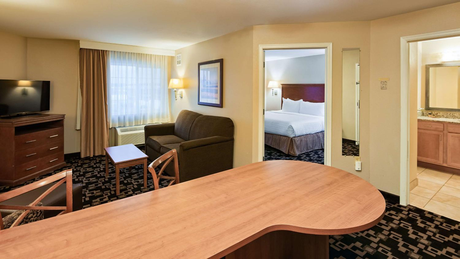 Bedroom, Best Western Plus Wausau-Rothschild Hotel, Marathon