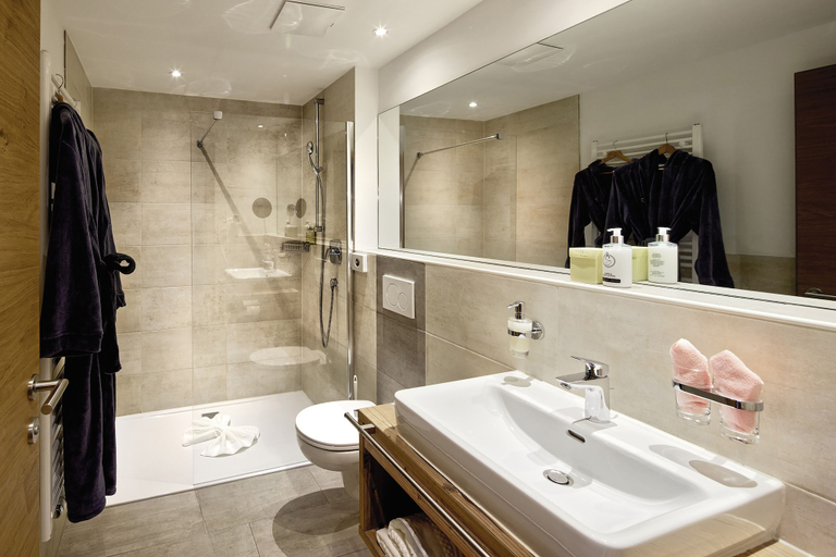 Bathroom 4, Active Nature Resort DAS SeeMOUNT, Landeck