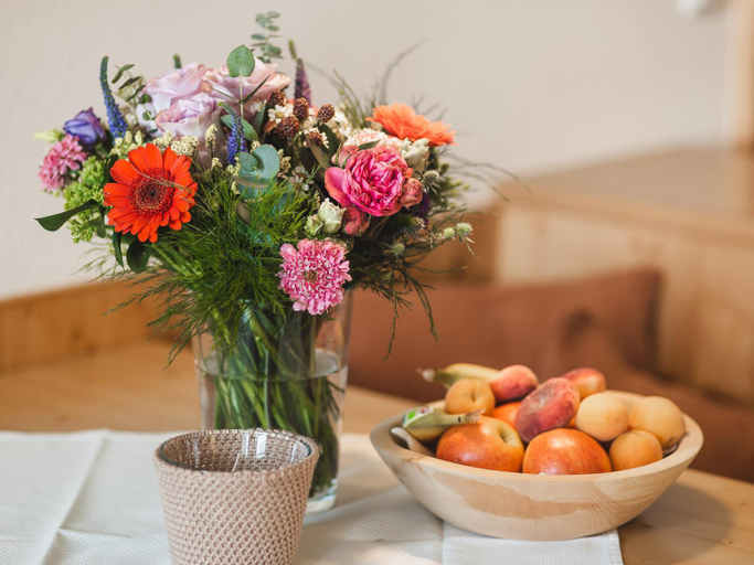 Food & Drinks 5, alpina&more APARTMENTS I ZIMMER, Landeck