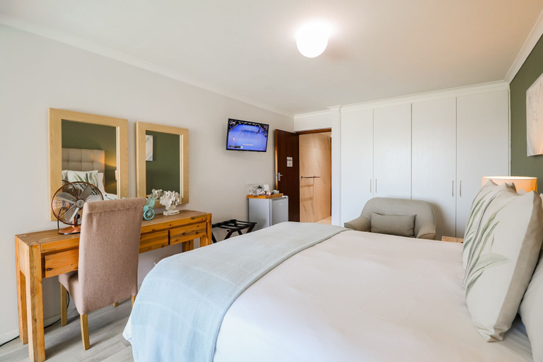 Bedroom 3, Belle Vue Ridge, Eden