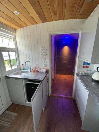Others 5, Mount View Overnight Accommodation, Cornwall