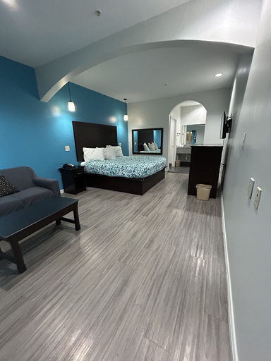 Bedroom 3, Regency Inn and Suites, Houston