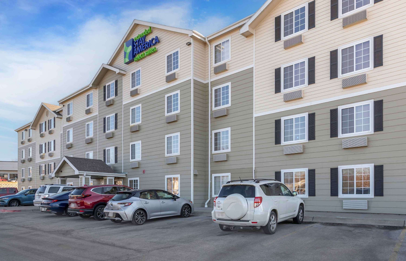 Exterior & Views 2, Extended Stay America Select Suites - Omaha - Southwest, Douglas