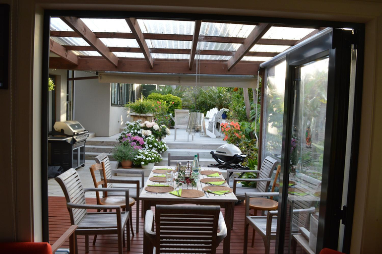 Food & Drinks, Terry and Cindy's Bed and Breakfast, Waitakere