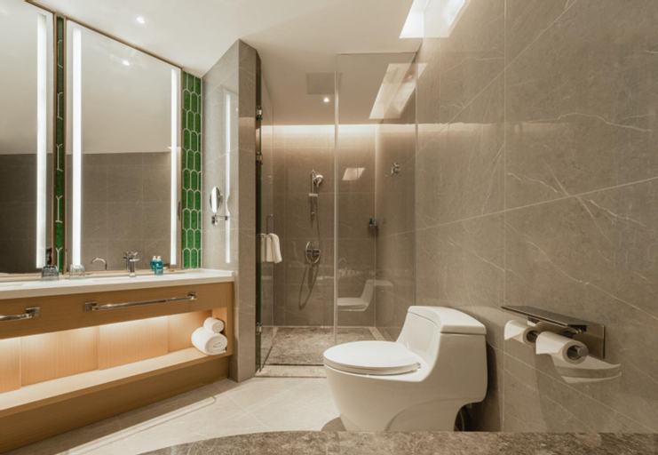 Bathroom 9