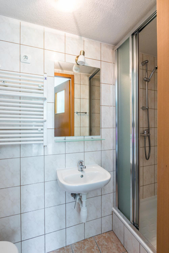 Others 5, Willa Bialy Domek - Jacuzzi & 600m Krupowki, Tatra
