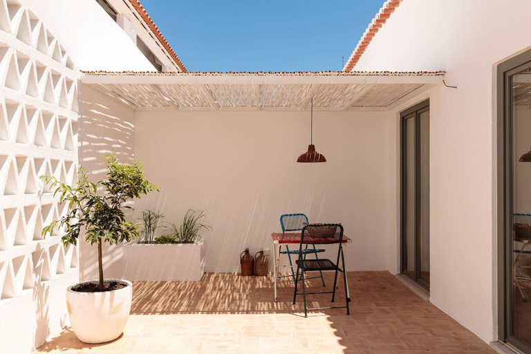 Others 5, Casas da Quinta de Cima, Vila Real de Santo António