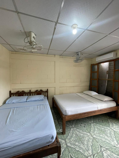 Bedroom 2, Hostal Los Chamos, Tola