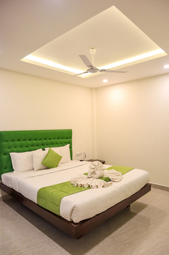 Others 5, Saara Inn, Viluppuram