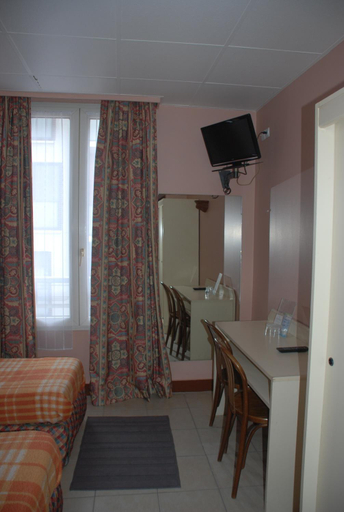 Others 4, Residence de La Tour, Hauts-de-Seine