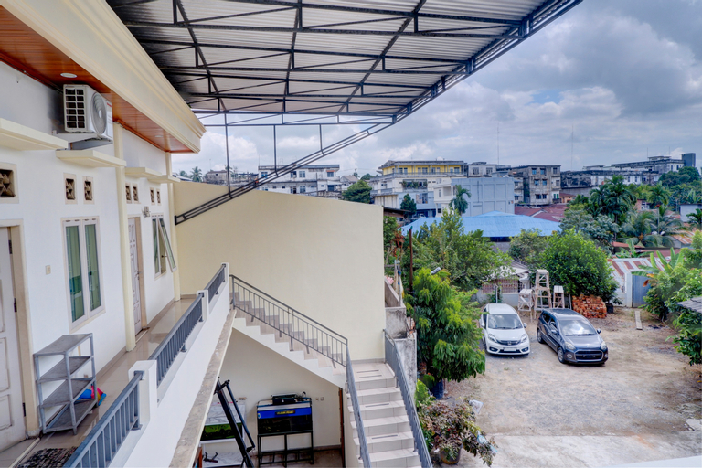 Others 3, OYO Life 92637 Kost Arya Exclusive, Jambi