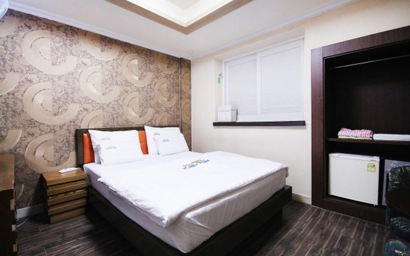 Bedroom 4, Daegu Icheondong W New York, Buk