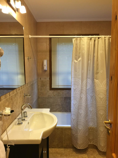 Bathroom 18