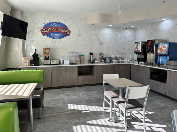 Food & Drinks 4, Baymont by Wyndham Noblesville, Hamilton