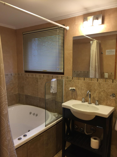 Bathroom 17