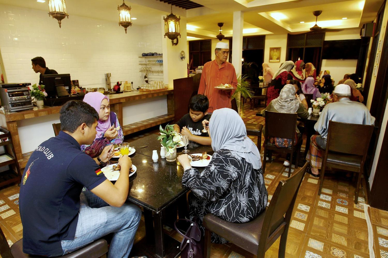 Food & Drinks, The Manor Beach Resort, Besut