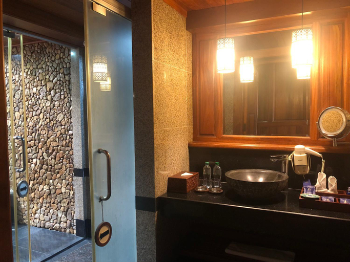 Bathroom 5, Try Palace Resort Kep, Kaeb