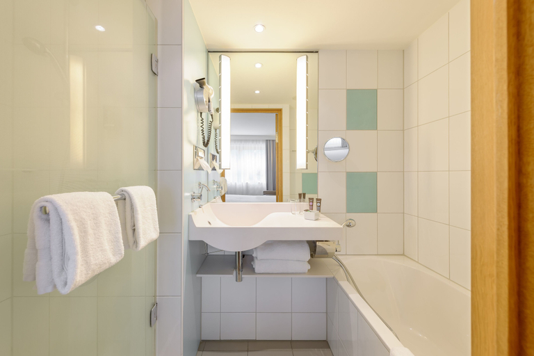 Bathroom 3, Novotel Aachen City, Städteregion Aachen