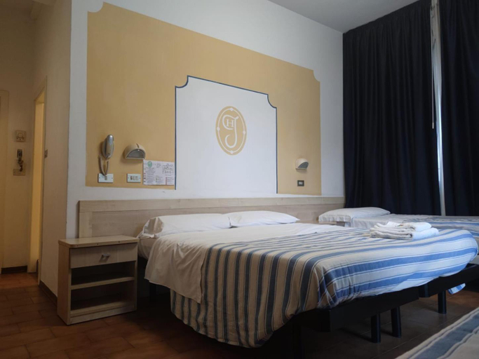 Bedroom 2, Hotel Jolie, Rimini